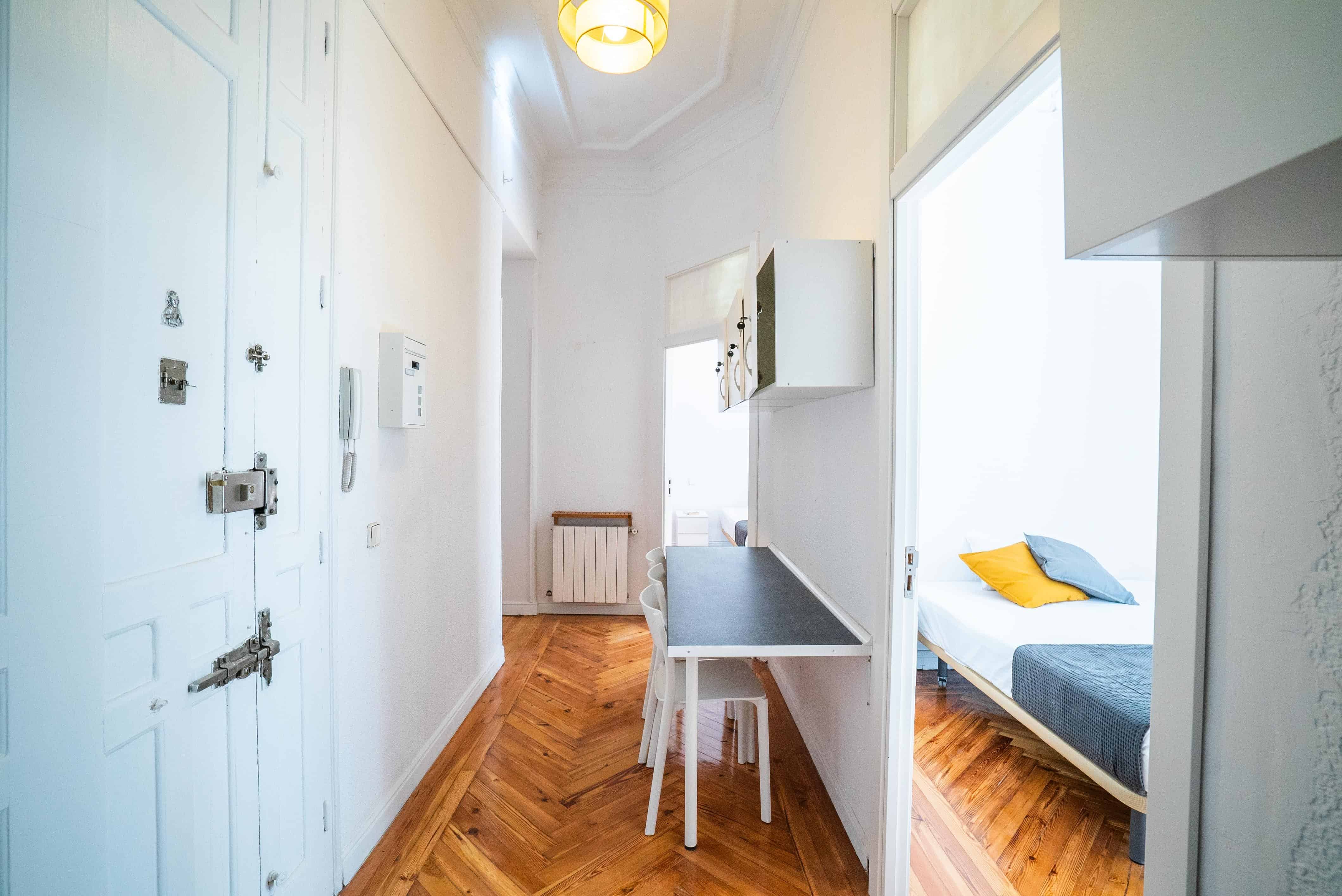 Opera Area, Madrid - Madrid, Spain - Room