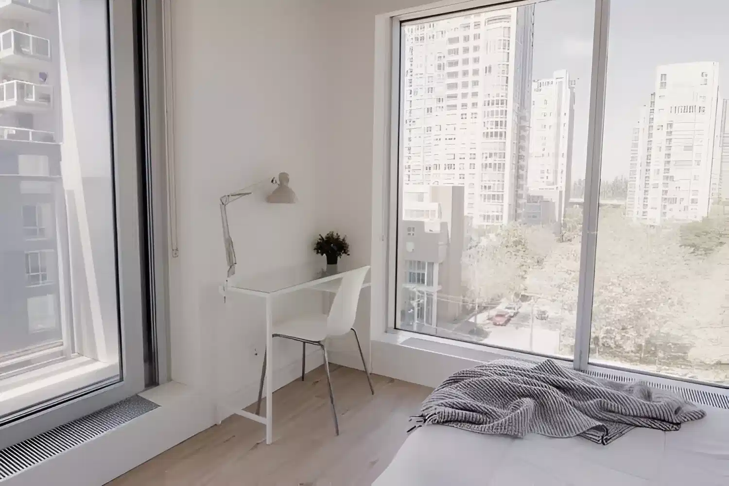 Matisse Room - Bathroom?w=400&h=260&fit=crop&q=40&auto=format&trim=auto