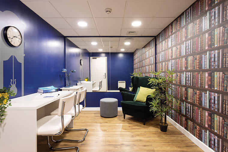 LST Drapery Place, London image 9
