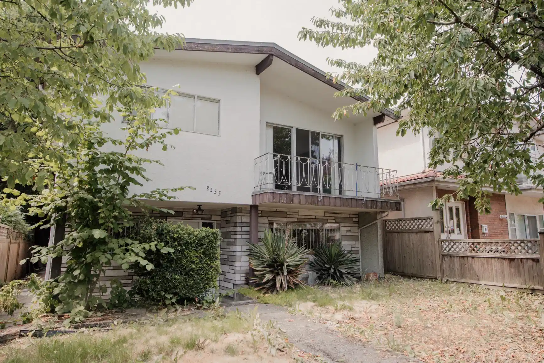 8555 Fremlin St, Vancouver - Vancouver, Canada - Exterior