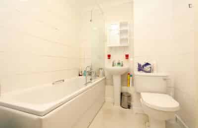 Bedroom 1 - Bedroom?w=400&h=260&fit=crop&q=40&auto=format&trim=auto