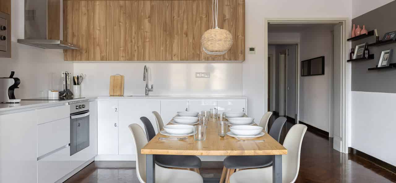 Common Area?w=400&h=260&fit=crop&q=40&auto=format&trim=auto