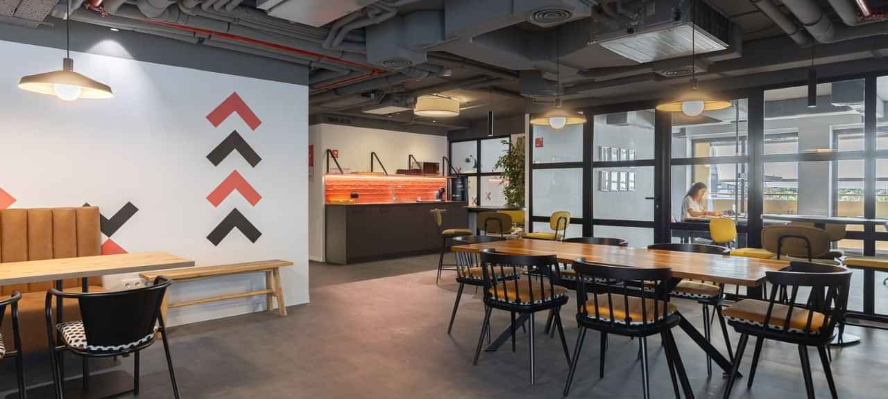 Facultades, Valencia - Valencia, Spain - Kitchen