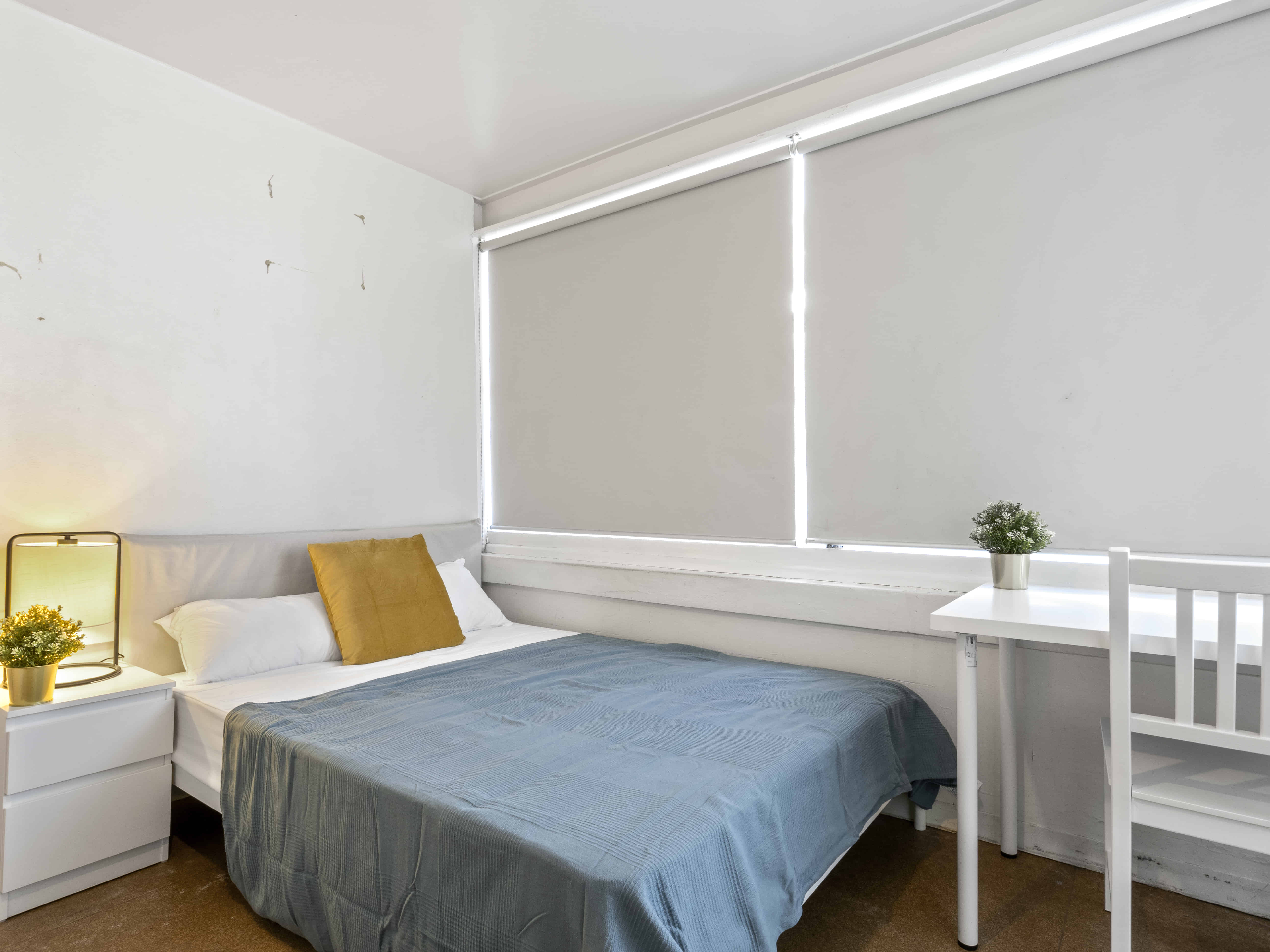 Room in a 14 Bedroom Apartment, 12 Fern, Randwick, Sydney - Sydney, New South Wales, Australia - Room 2C - Bedroom