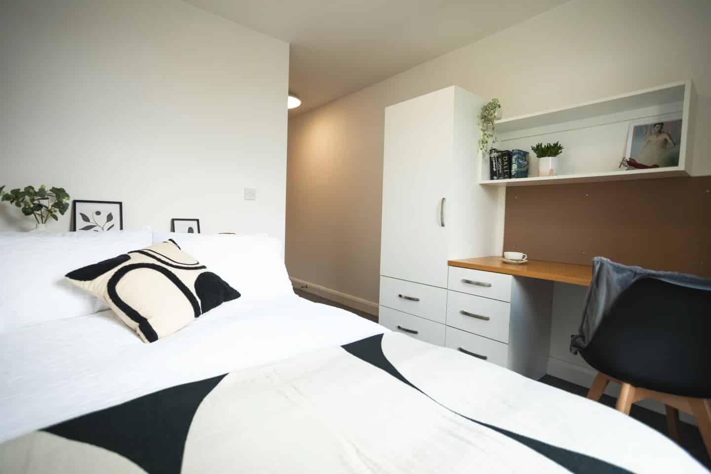 Silver Ensuite 