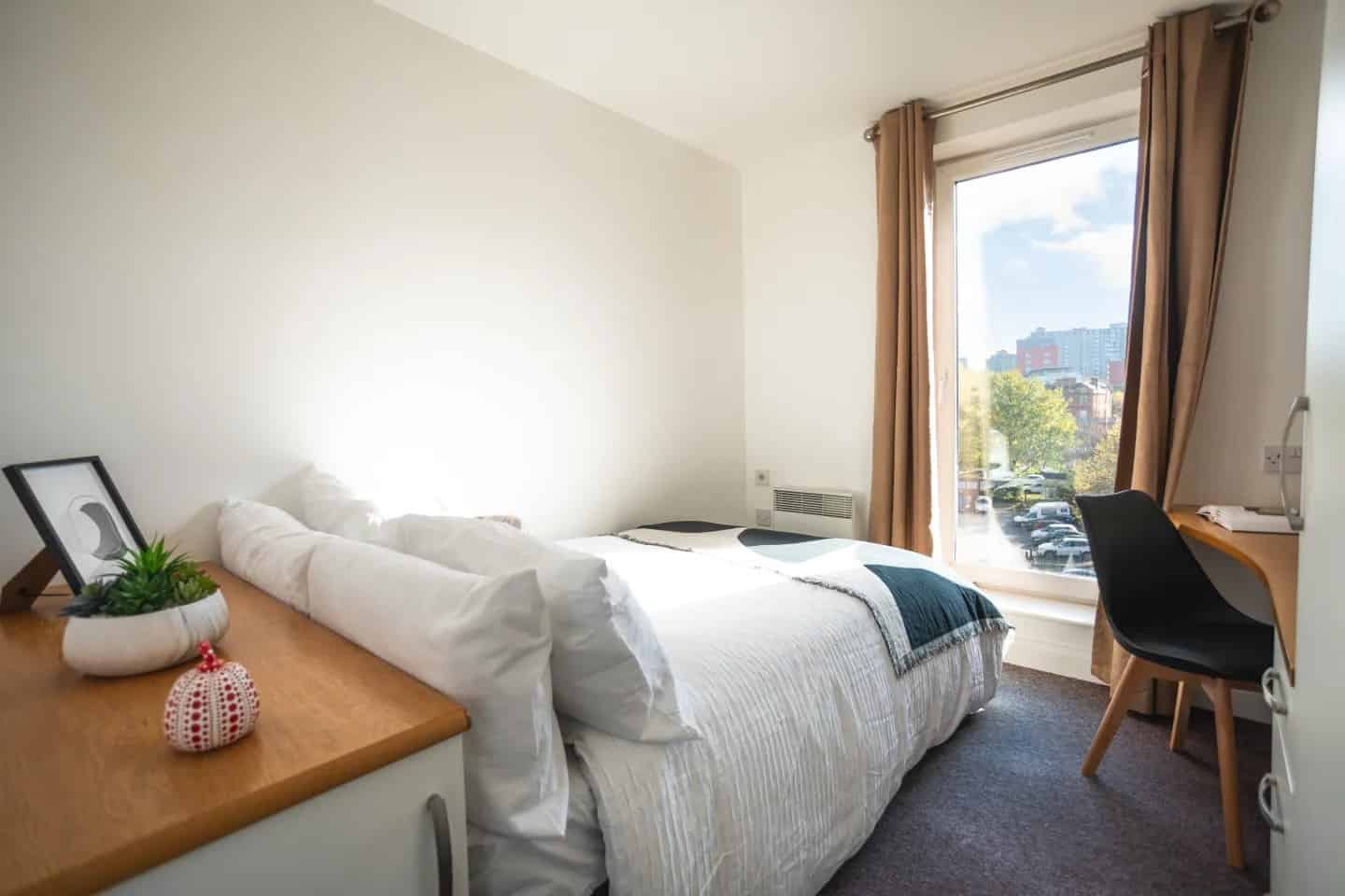 Gold En-suite