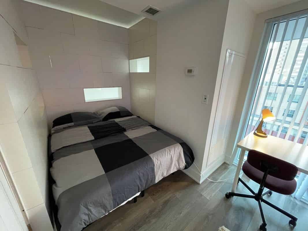 Amenities?w=400&h=260&fit=crop&q=40&auto=format&trim=auto