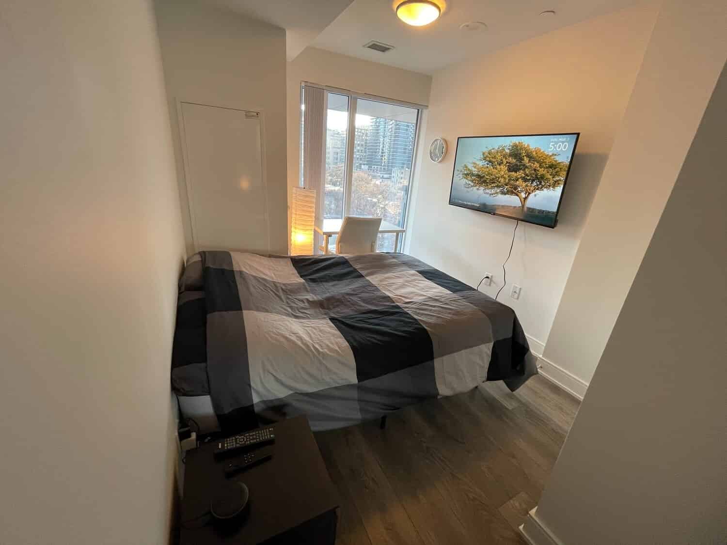 Amenities?w=400&h=260&fit=crop&q=40&auto=format&trim=auto