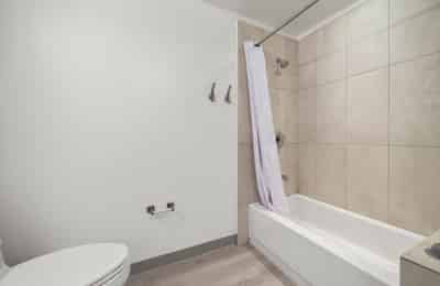 3 Bedroom Shared Bathroom - Bedroom?w=400&h=260&fit=crop&q=40&auto=format&trim=auto