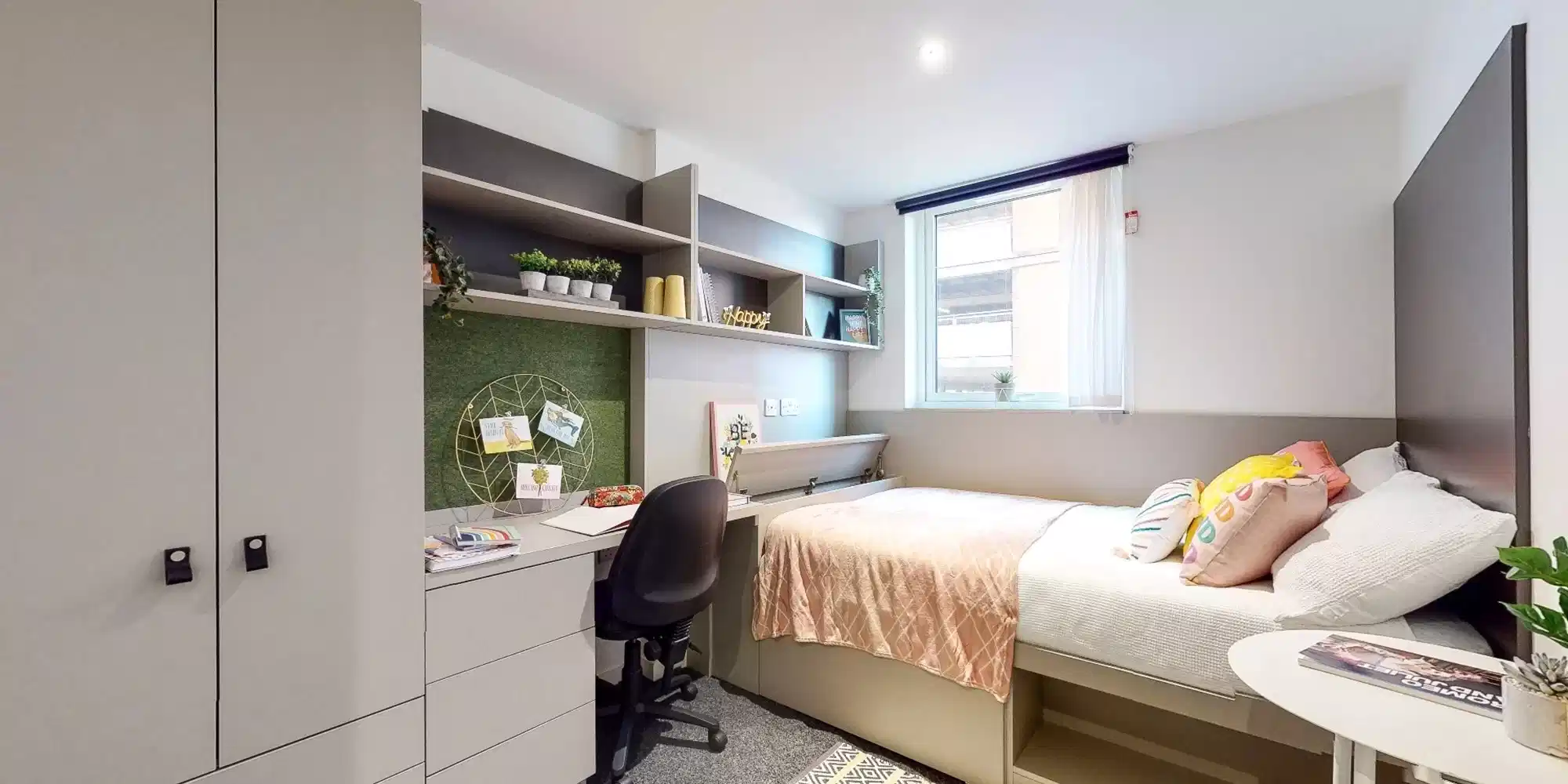 Bronze Ensuite Lower Mid