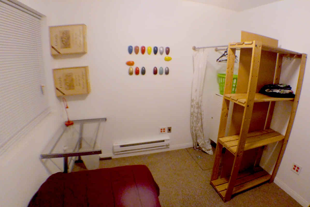 Private Room with A Shared Bath - Kitchen?w=400&h=260&fit=crop&q=40&auto=format&trim=auto