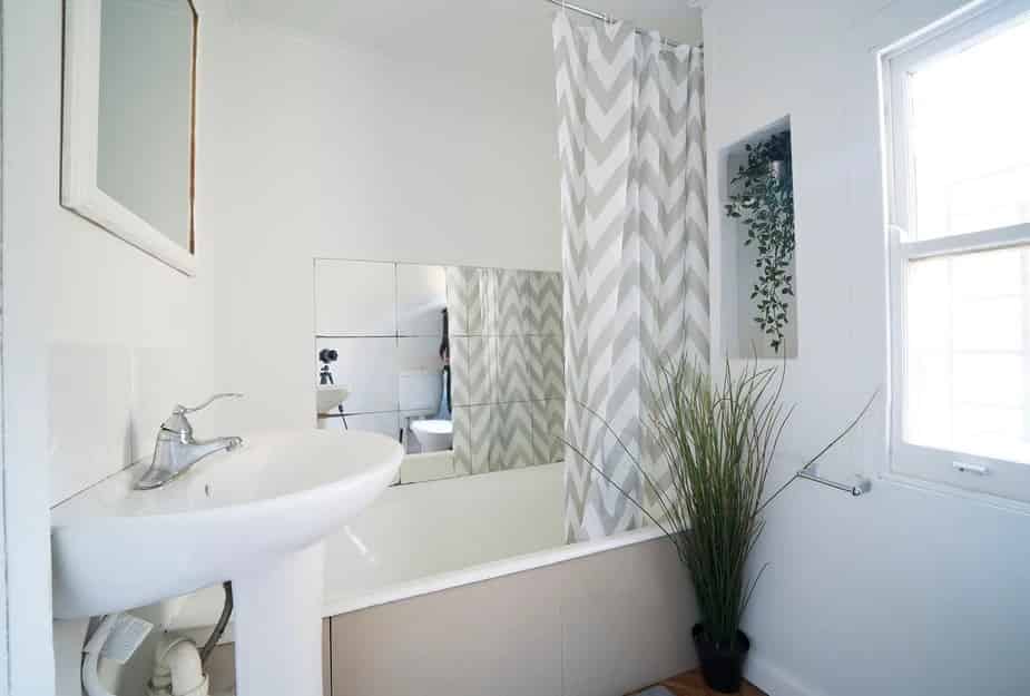 Common Area?w=400&h=260&fit=crop&q=40&auto=format&trim=auto