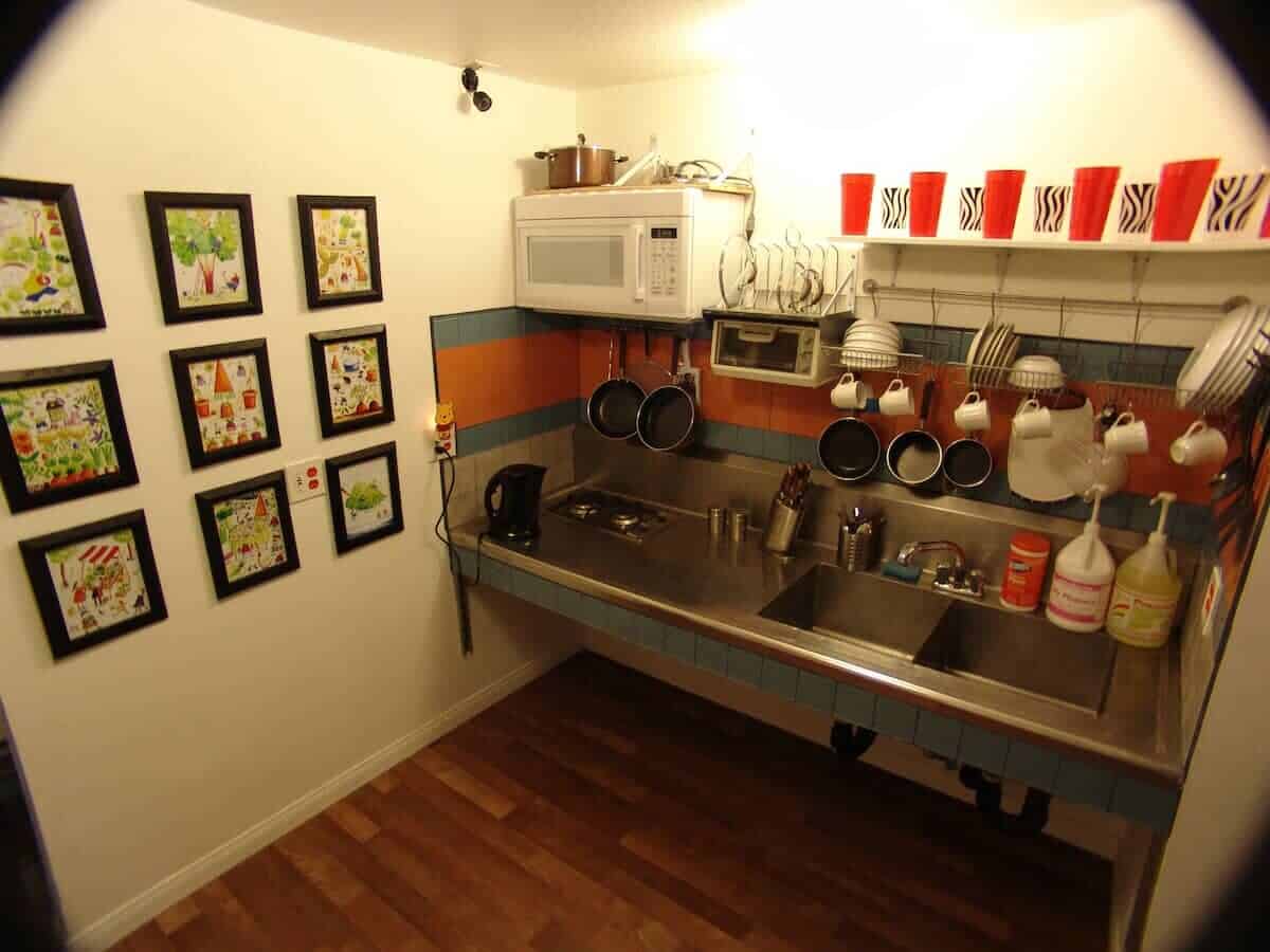 5082 Olivewood Avenue, Riverside - Riverside, California, United States - Private Room with A Shared Bath - Kitchen