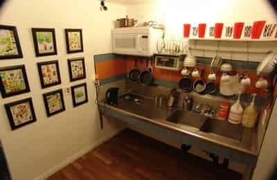 5082 Olivewood Avenue, Riverside - Riverside, California, United States - Private Room with A Shared Bath - Kitchen