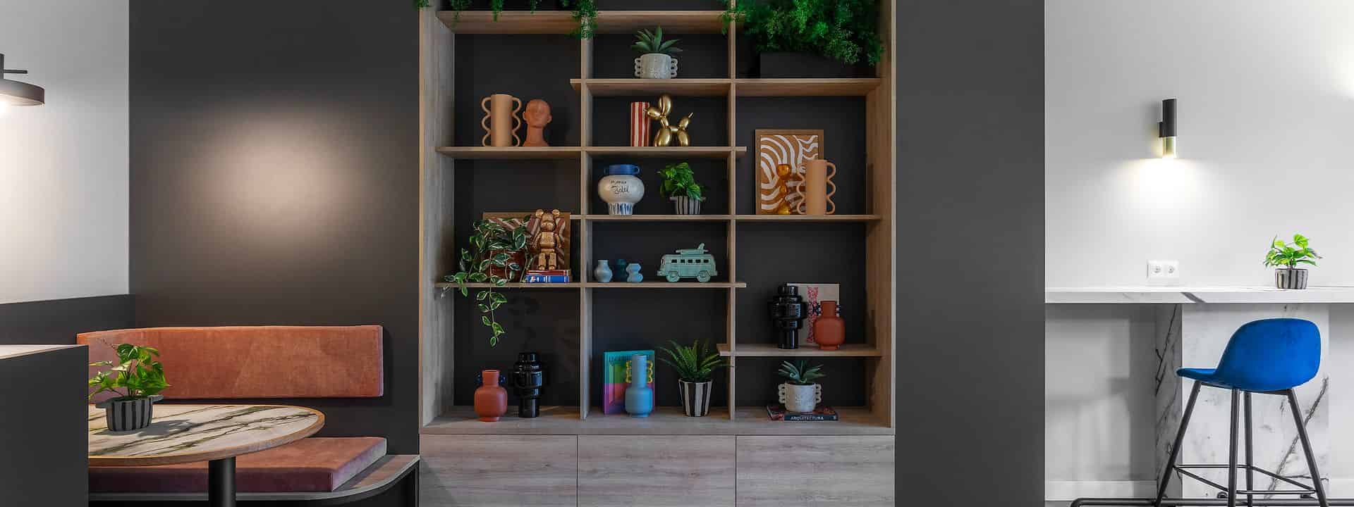 Palm Studios, Seville 3