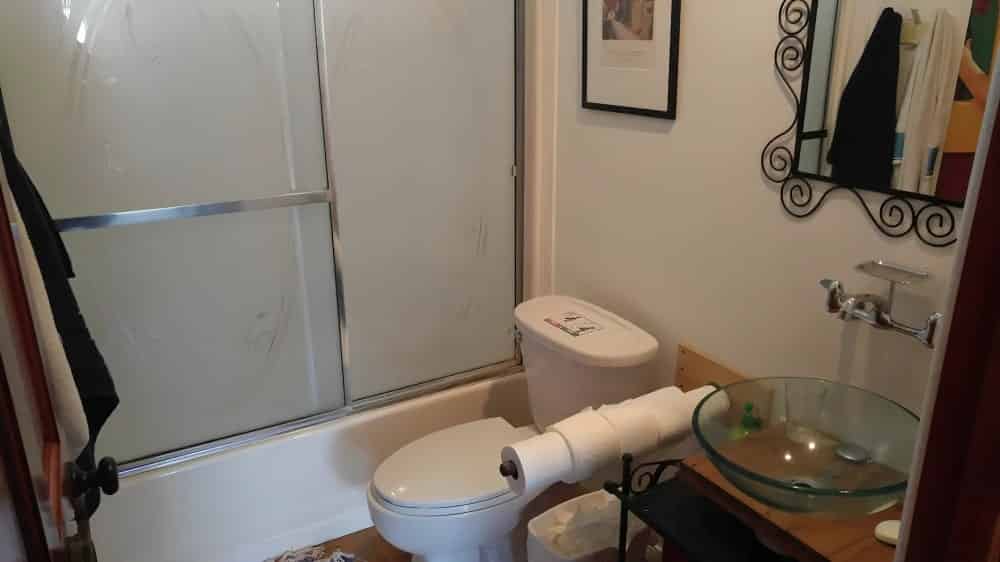 Amenities?w=400&h=260&fit=crop&q=40&auto=format&trim=auto