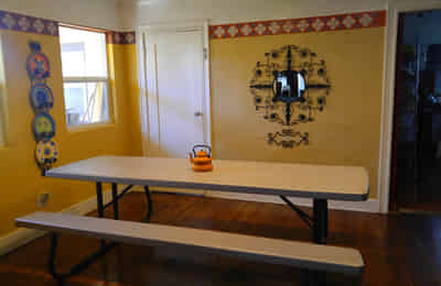 2373 Greenfield Avenue, Los Angeles - Los Angeles, California, United States - Private Room with A Shared Bath - Common Area
