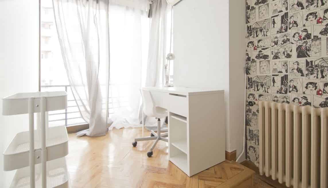 Kitchen?w=400&h=260&fit=crop&q=40&auto=format&trim=auto