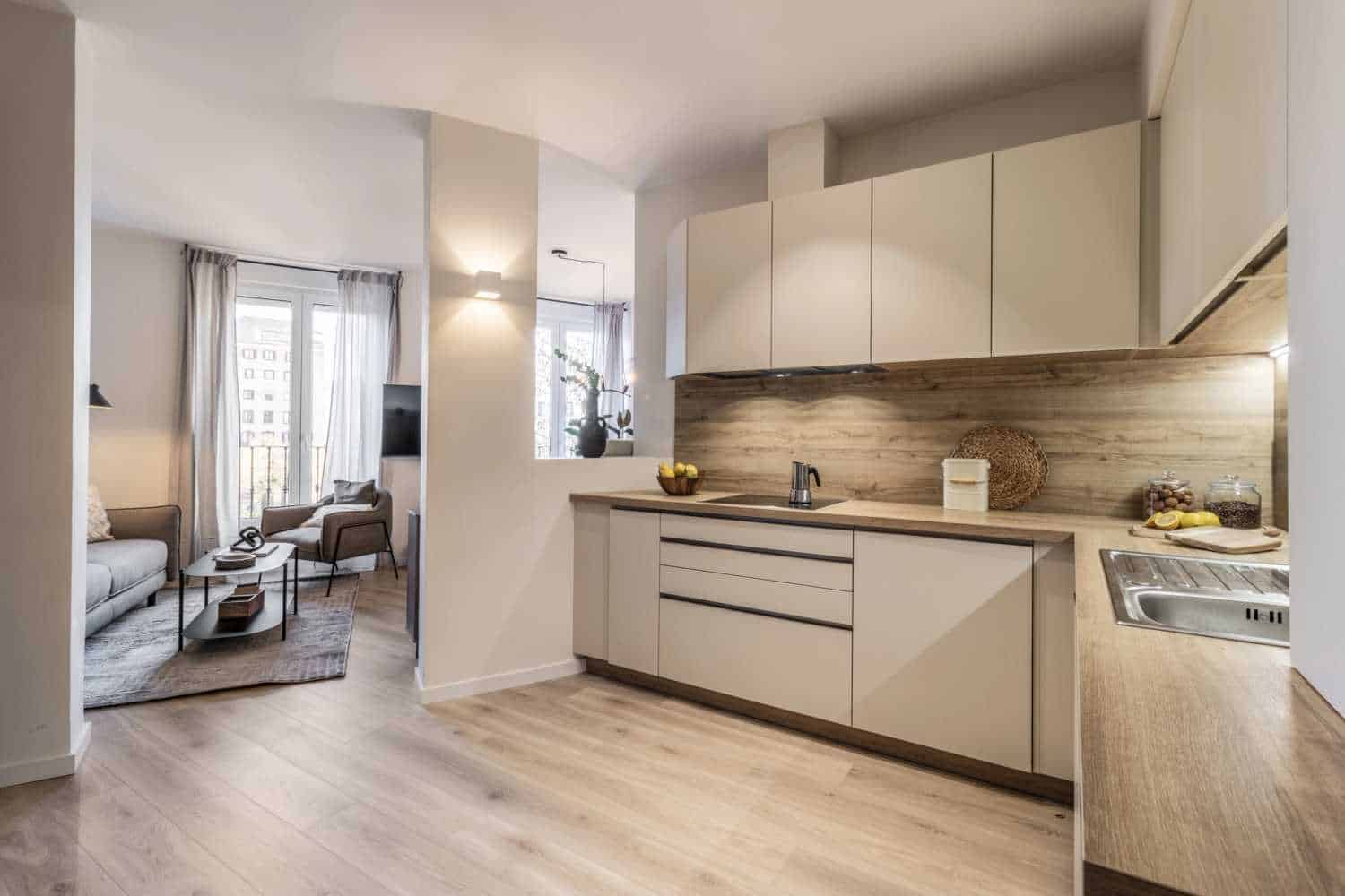 Amenities?w=400&h=260&fit=crop&q=40&auto=format&trim=auto