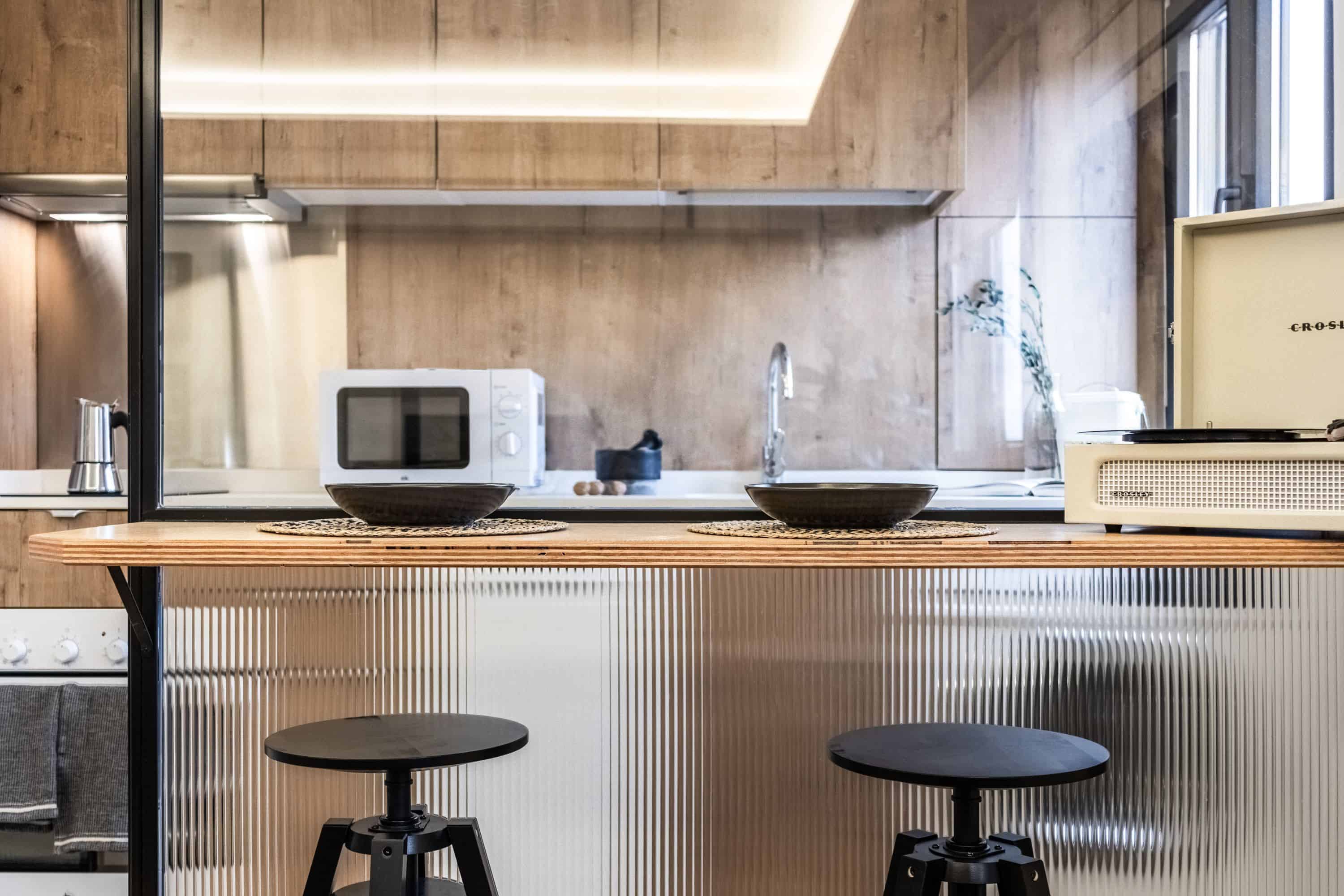 Common Area?w=400&h=260&fit=crop&q=40&auto=format&trim=auto