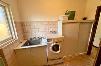 Room in a 4 Bedroom Apartment, 58 Gerard Street, East Cannington, City of Canning, 6107 (Room 4) - Perth, Western Australia, Australia - Bedroom 1 - Amenities