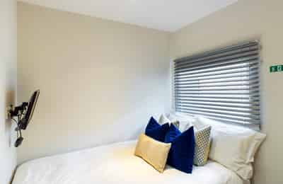 Room in a 5 Bedroom Apartment, 21 Queen Anne Street, Stoke-on-trent ST4 2EQ - Stoke-on-Trent, England, United Kingdom - Bedroom 3 - Bedroom