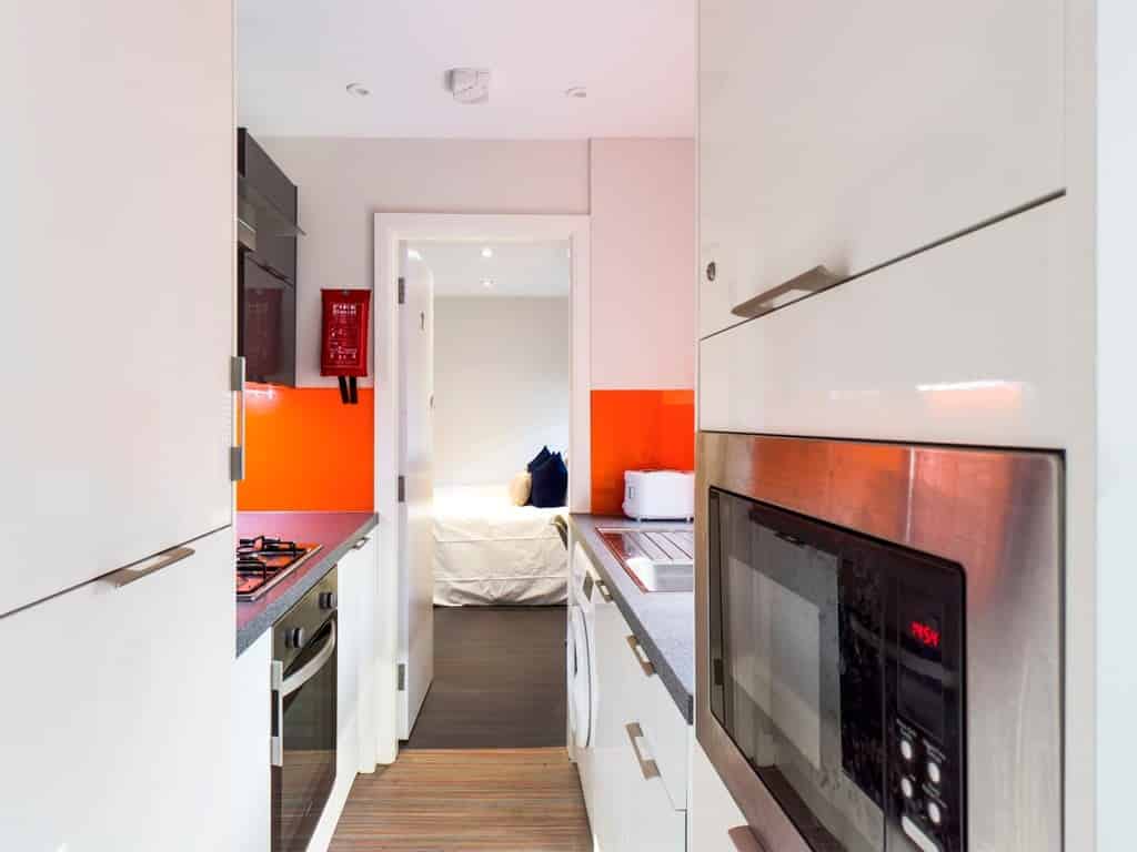 Room in a 5 Bedroom Apartment, 21 Queen Anne Street, Stoke-on-trent ST4 2EQ - Stoke-on-Trent, England, United Kingdom - Bedroom 4 - Kitchen