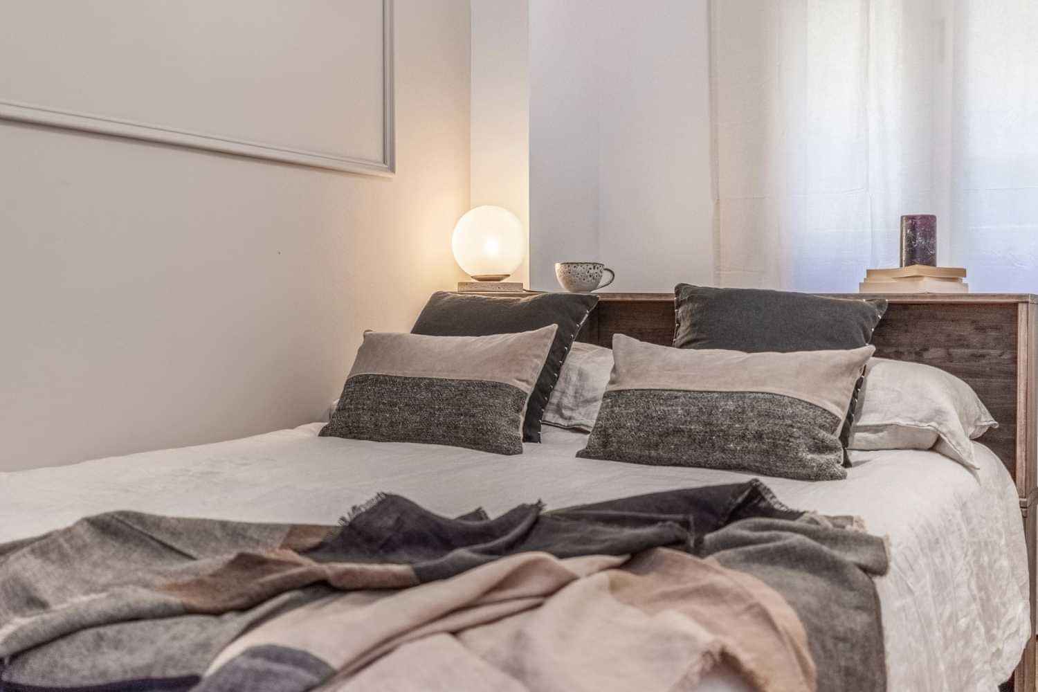 Amenities?w=400&h=260&fit=crop&q=40&auto=format&trim=auto