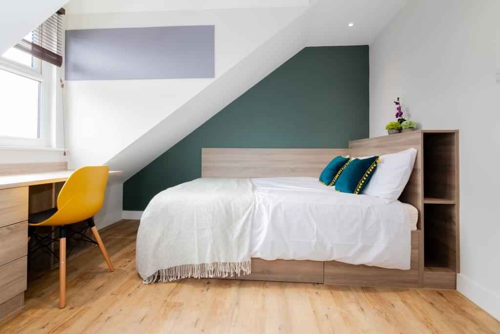 Bedroom 1 - Bedroom?w=400&h=260&fit=crop&q=40&auto=format&trim=auto