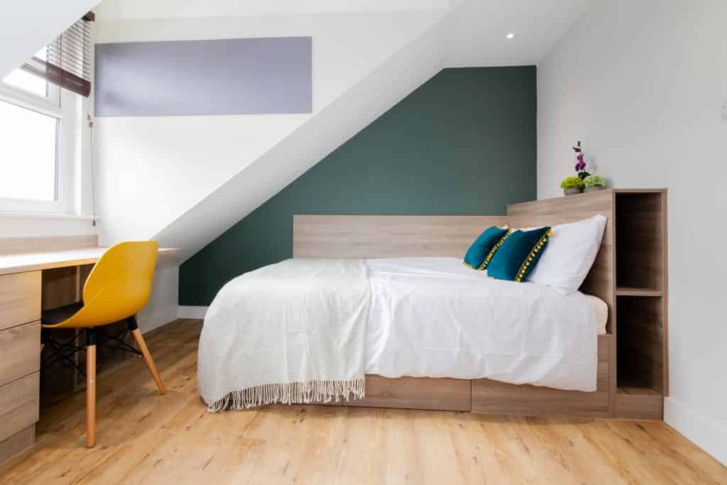 Bedroom 1 - Bedroom?w=400&h=260&fit=crop&q=40&auto=format&trim=auto