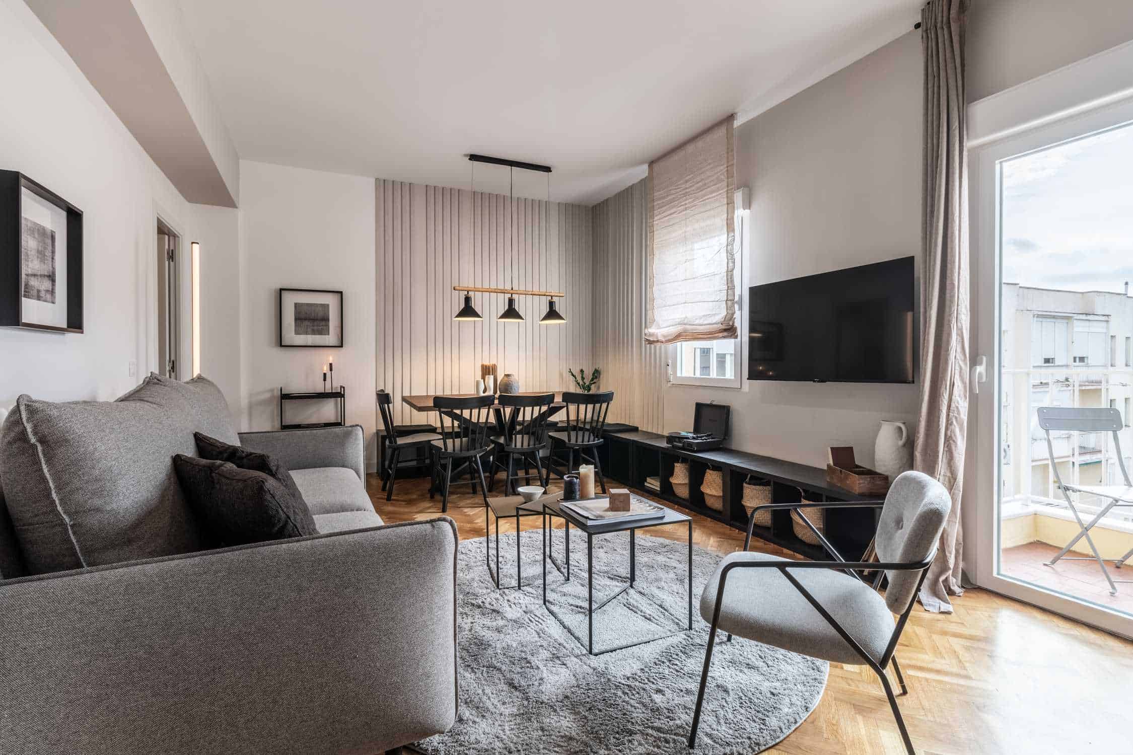 Common Area?w=400&h=260&fit=crop&q=40&auto=format&trim=auto