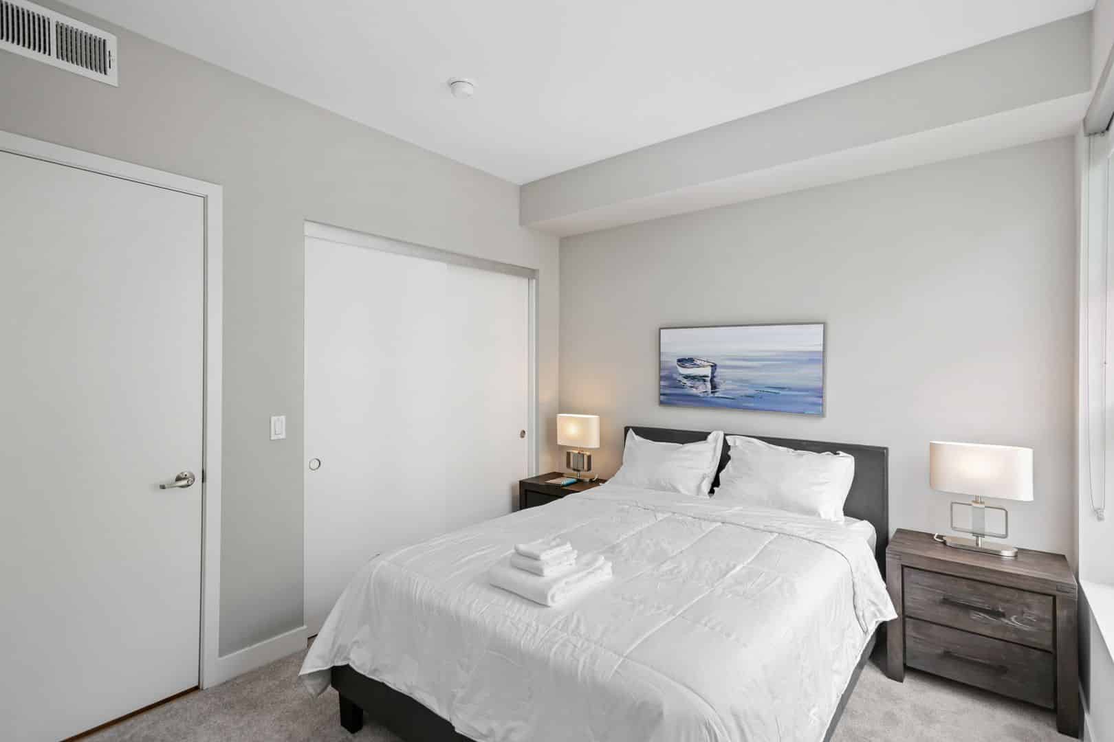 6677 Santa Monica Blvd, Los Angeles Student Apartments | Amber