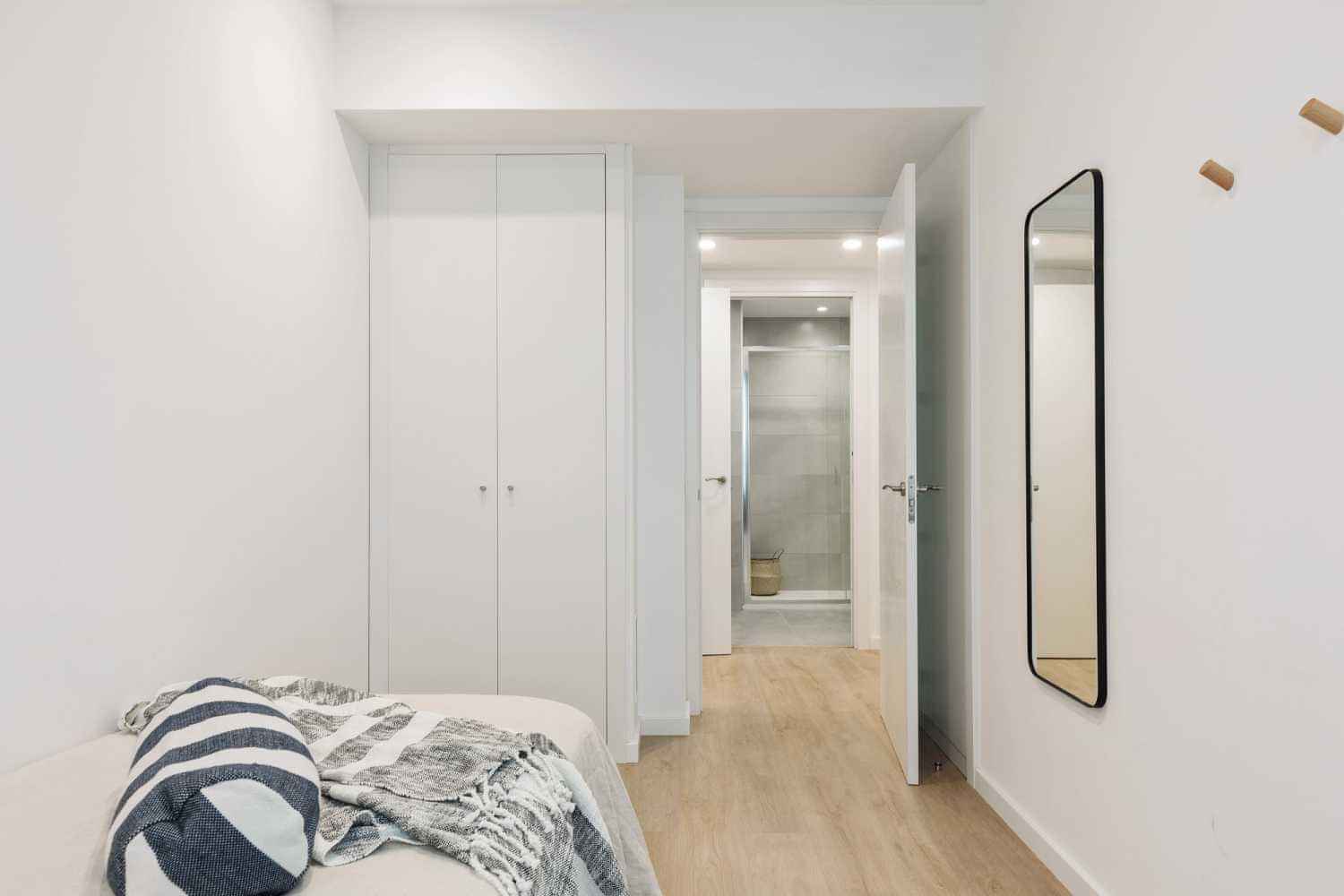 Amenities?w=400&h=260&fit=crop&q=40&auto=format&trim=auto