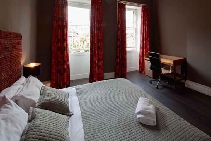 Room in a 2 Bedroom Apartment, 14, 16 Charlotte St, Bristol BS1 5PP - Bristol, England, United Kingdom - 2 Bedroom 1 Bathroom - Bedroom