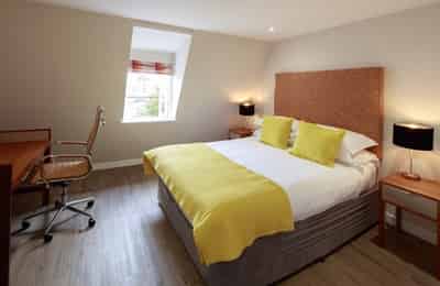 1 Bedroom 1 Bathroom - Common Area?w=400&h=260&fit=crop&q=40&auto=format&trim=auto