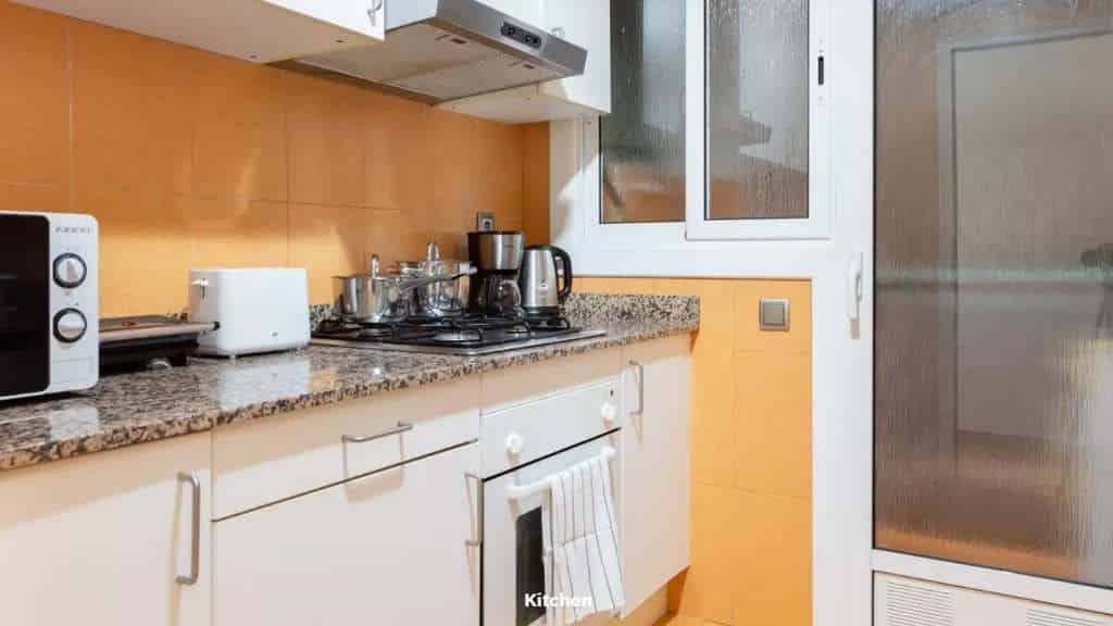 Arago, Barcelona - Barcelona, Spain - Kitchen