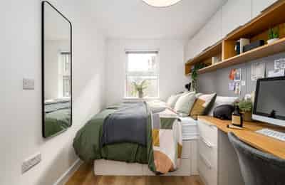 Bedroom 1 - Bedroom?w=400&h=260&fit=crop&q=40&auto=format&trim=auto