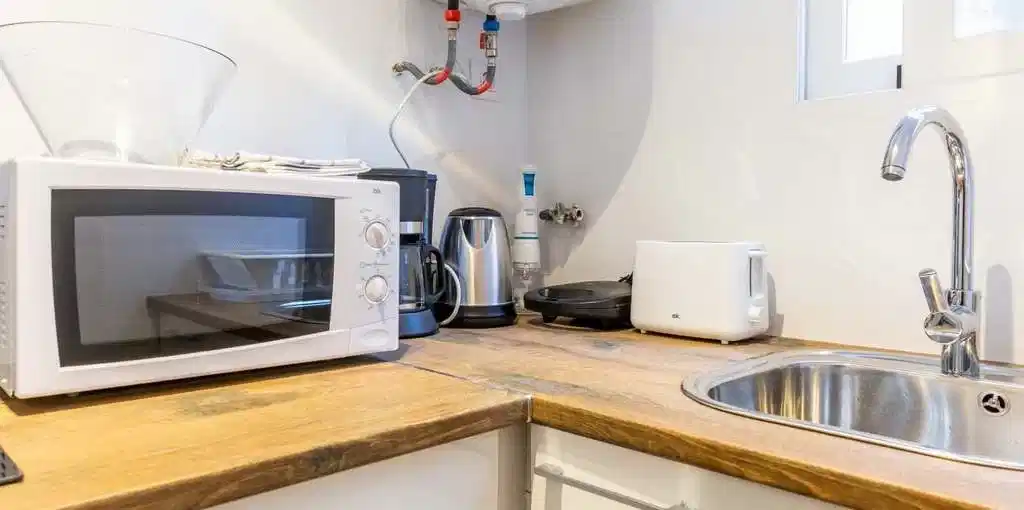 Antiga Travessera 1, Barcelona - Barcelona, Spain - Kitchen