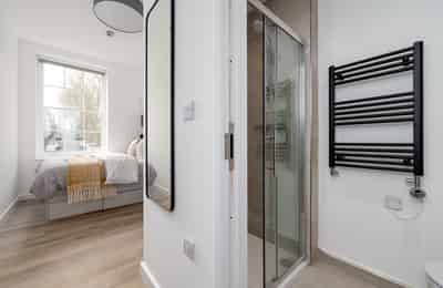 Room in a 3 Bedroom Apartment, 48 Park Street, Bristol, BS1 5JN (6) - Bristol, England, United Kingdom - Bedroom 1 - Bedroom