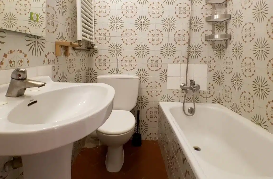 Kitchen?w=400&h=260&fit=crop&q=40&auto=format&trim=auto