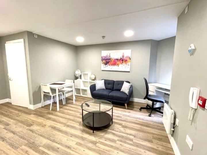 1 Bedroom Apartment, Tyndall's Park Rd, Clifton, Bristol BS8 1PG (15) - Bristol, England, United Kingdom - 1 Bedroom - Common Area