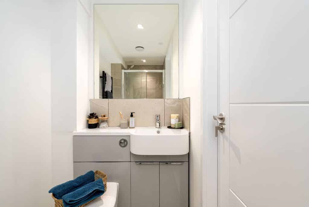 Room in a 2 Bedroom Apartment, 48 Park Street, Bristol, BS1 5JN (2) - Bristol, England, United Kingdom - Bedroom 1 - Bathroom