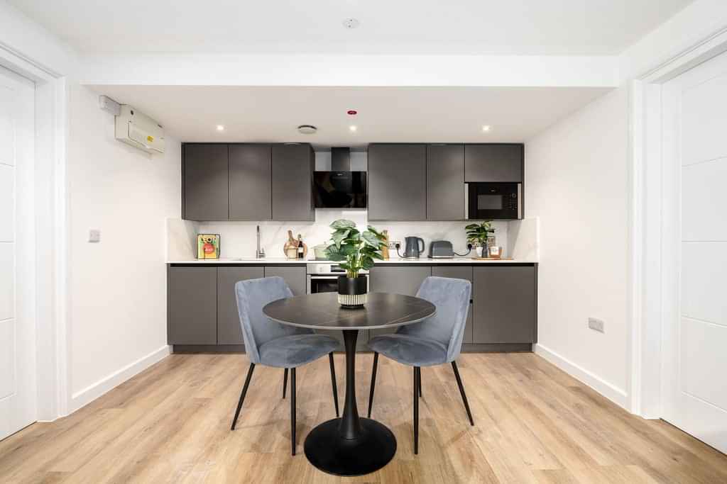 Room in a 2 Bedroom Apartment, 48 Park Street, Bristol, BS1 5JN (3) - Bristol, England, United Kingdom - Bedroom 1 - Common Area