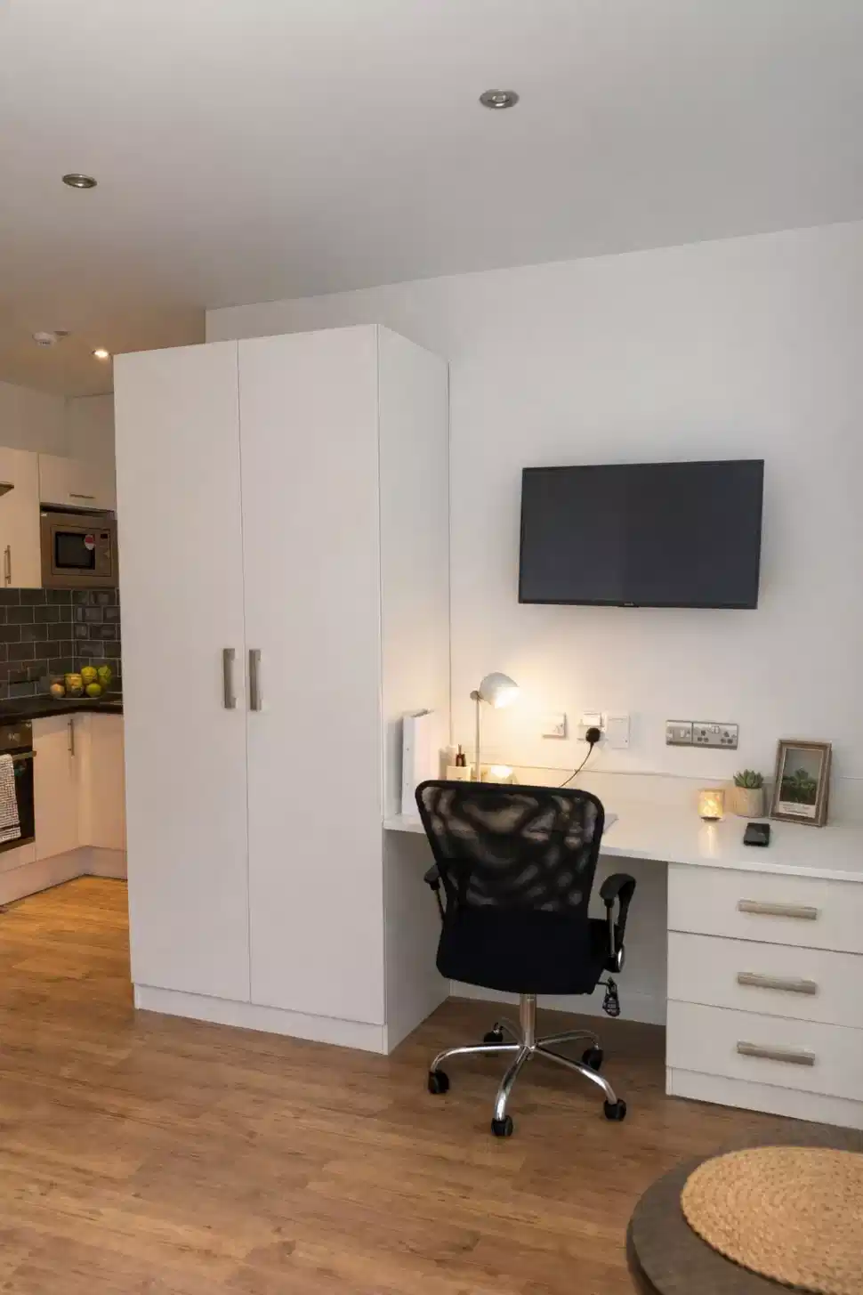 18 - 20 Albion Street, Leicester - Leicester, England, United Kingdom - Room