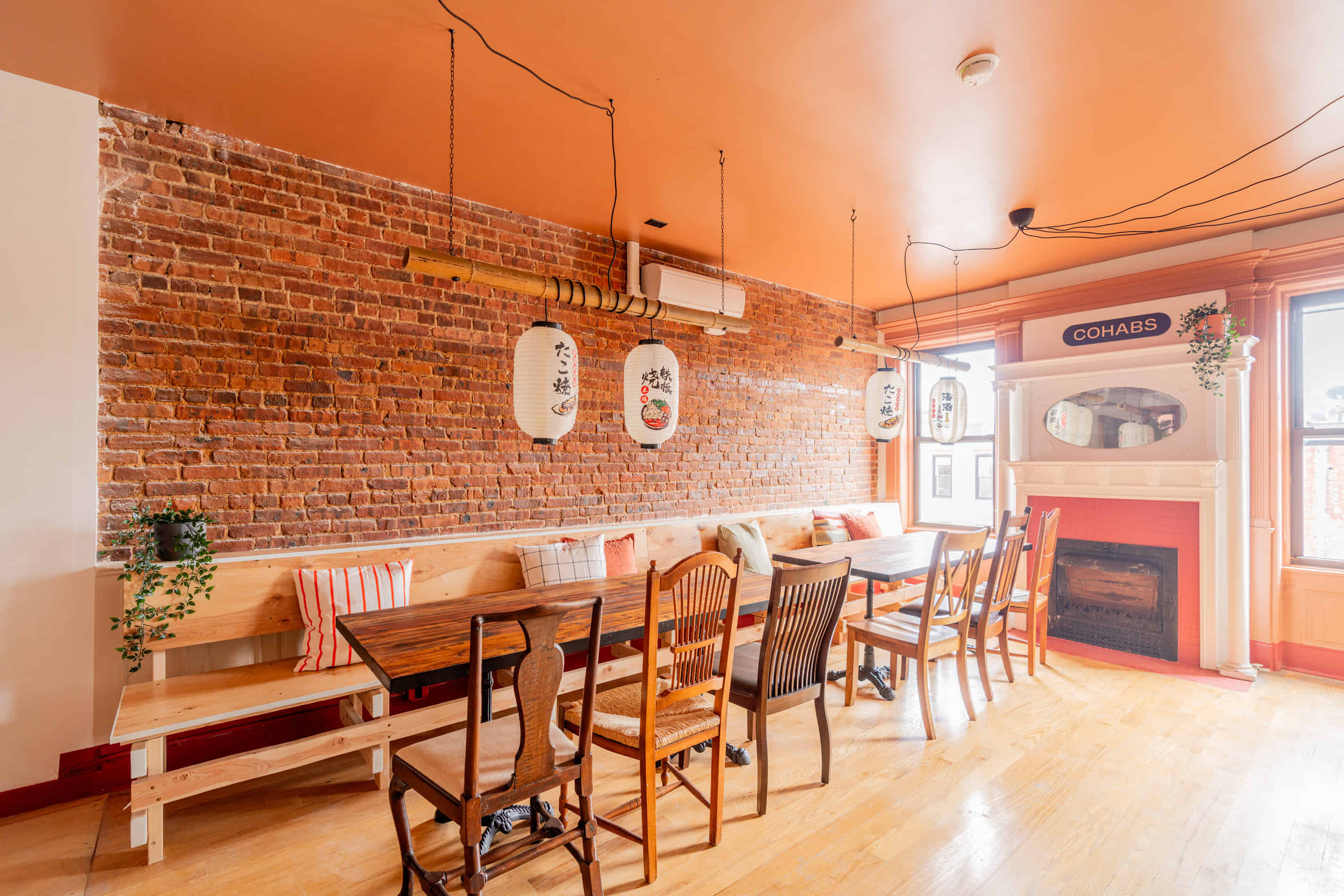 Crown 1240, New York 4