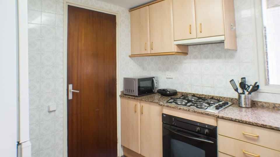 Santa Perpetua, Barcelona - Barcelona, Spain - Kitchen