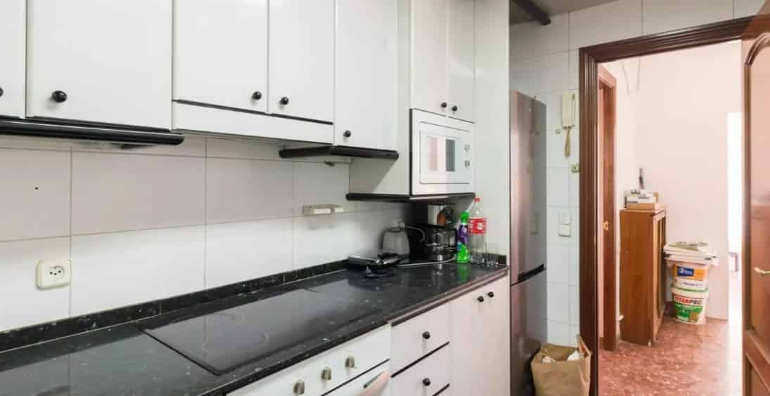 Mare De Deu Del Carmel, Barcelona - Barcelona, Spain - Kitchen