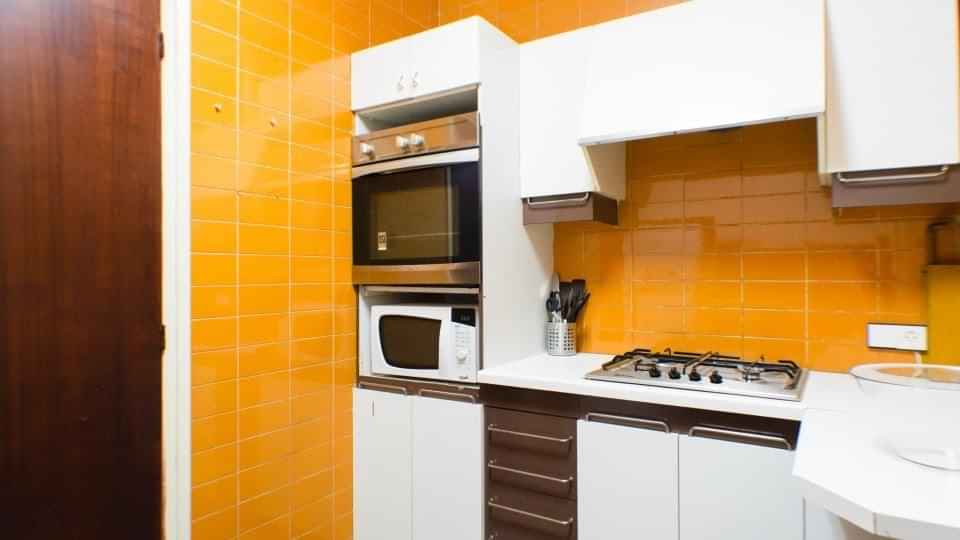 Comte Borrell 2, Barcelona - Barcelona, Spain - Kitchen