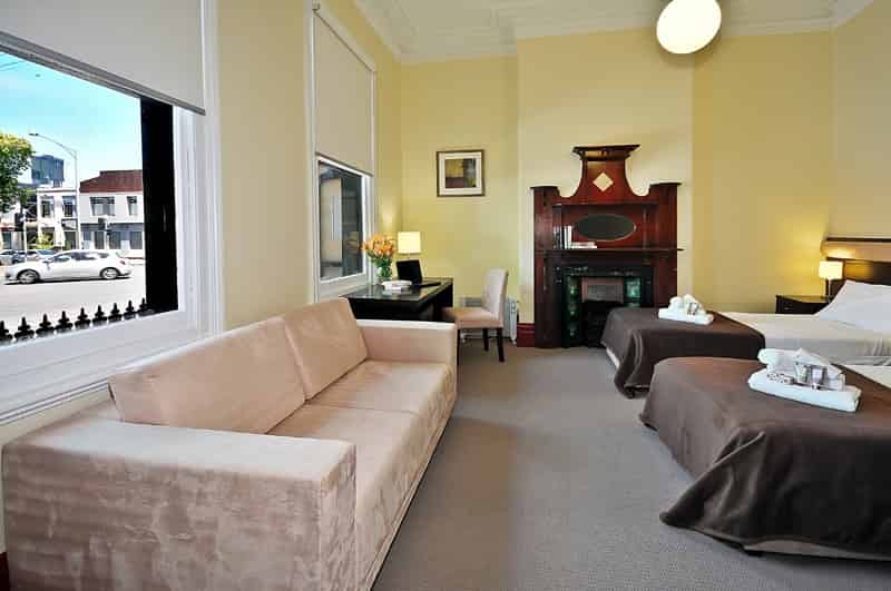 Room 4 (Non Ensuite) - Common Area?w=400&h=260&fit=crop&q=40&auto=format&trim=auto