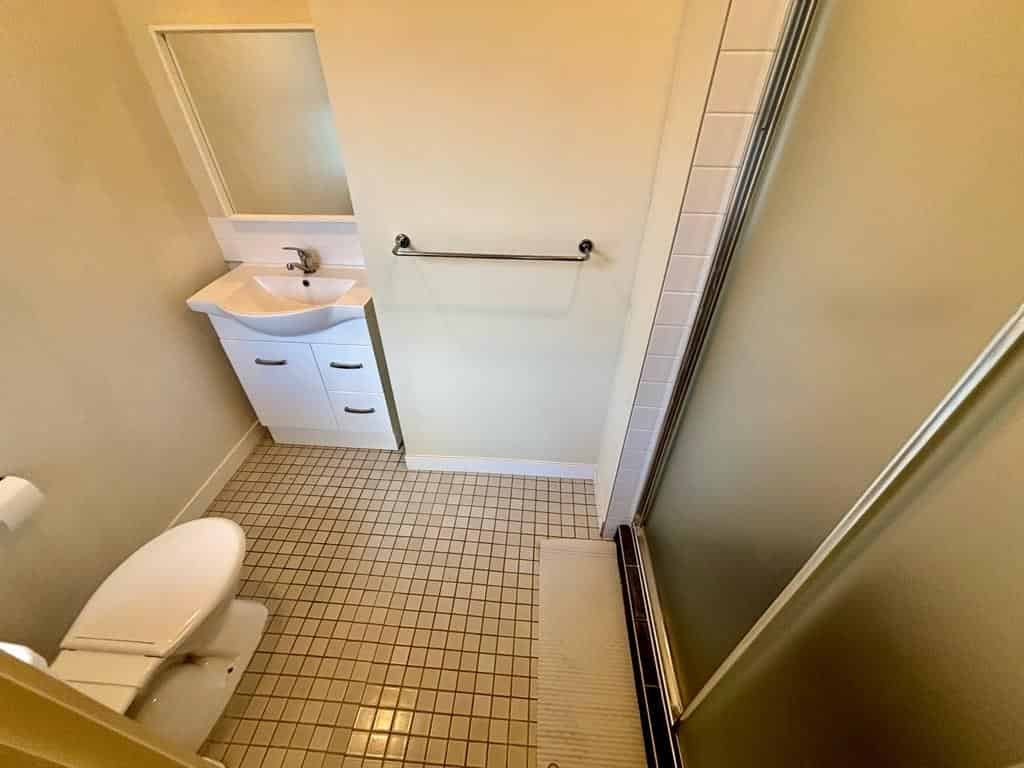 Bedroom 3 - Bedroom?w=400&h=260&fit=crop&q=40&auto=format&trim=auto